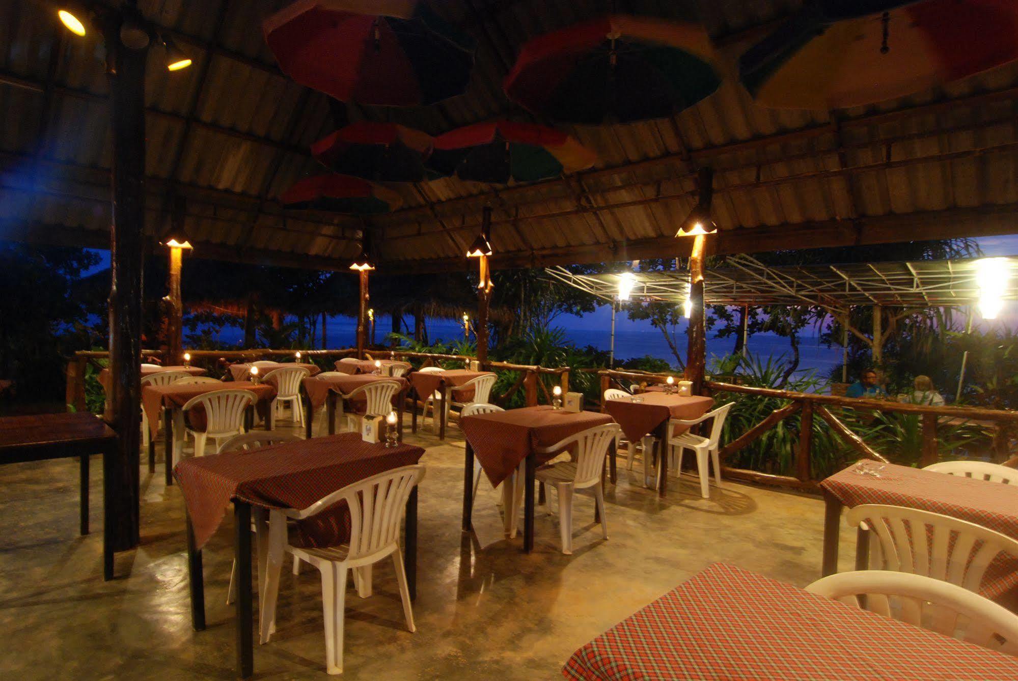 兰塔岛珊瑚海滩度假酒店 Ko Lanta 外观 照片